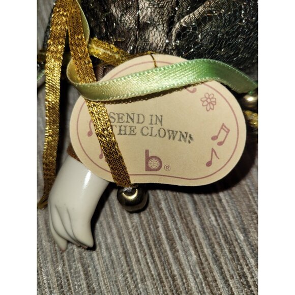 Brinn’s Pierrot Harlequin Jester Doll Limited Edition Porcelain Musical EUC - Picture 7 of 10